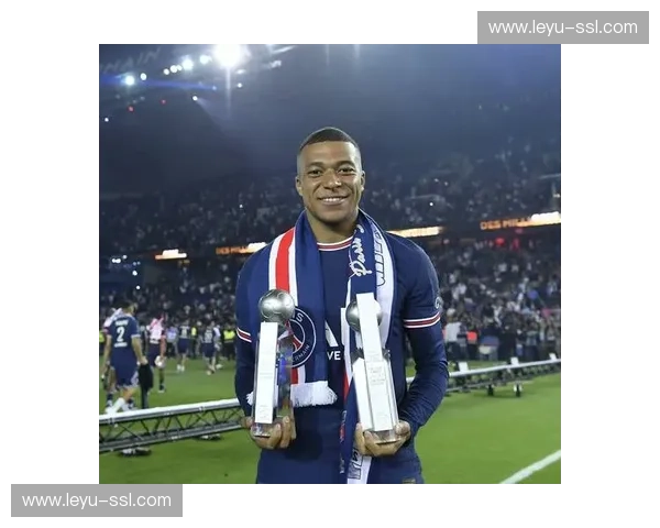 姆巴佩年薪30%直付母亲，特殊合约引发热议